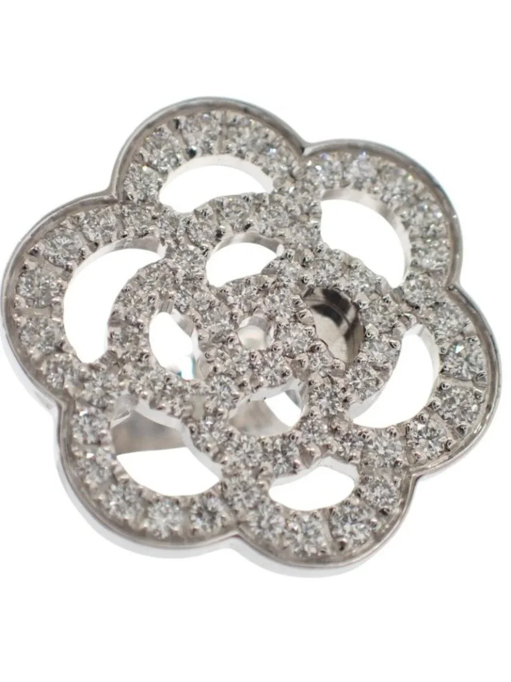 Chanel Camellia Collection Earrings Gold 18K Diamond To Your Ears